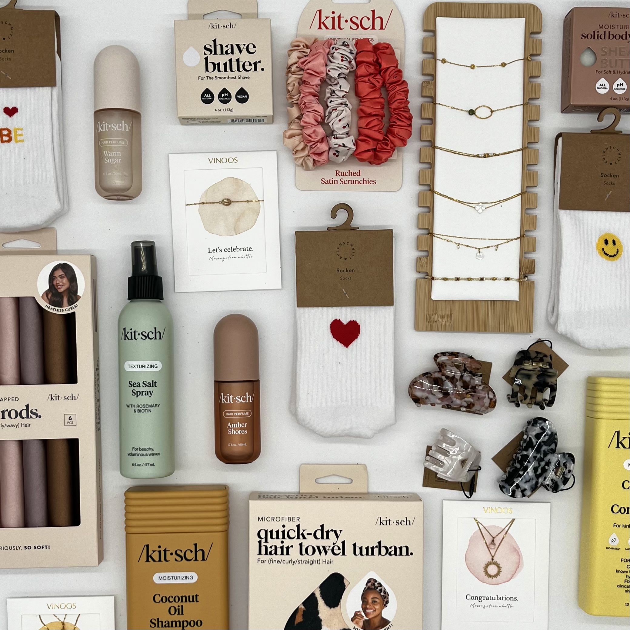 Geschenkideen für die Freundin: Stilvoller Schmuck und Accessoires für deine Style-Queen