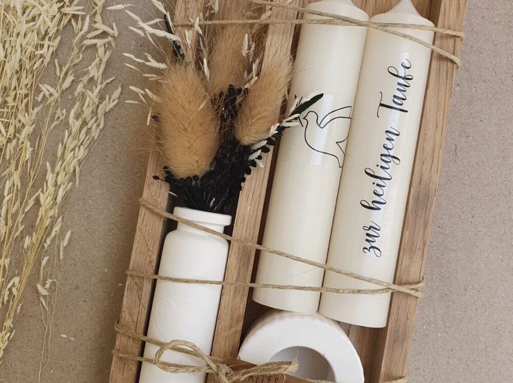 isaMi Kerzenset "zur Taufe" weiss Frauegschichte - isaMi Kerzenset "zur Taufe" weiss