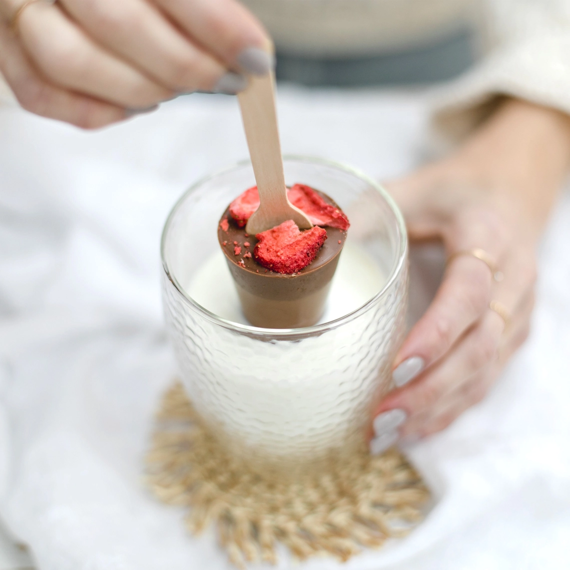 Bake Affair Trinkschokolade Erdbeere "Mein Lieblingsmensch" Frauegschichte - Bake Affair Trinkschokolade Erdbeere "Mein Lieblingsmensch"