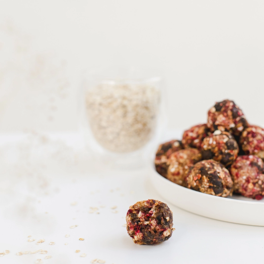Bake Affair Vitamin-Mischung Immun-Kugeln mit Himbeeren Frauegschichte - Bake Affair Vitamin-Mischung Immun-Kugeln mit Himbeeren