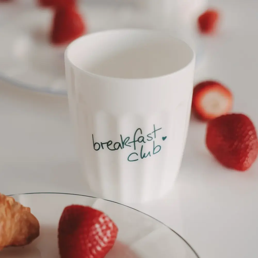 Frauegschichte - Eulenschnitt Becher Porzellan Breakfast Club - grün