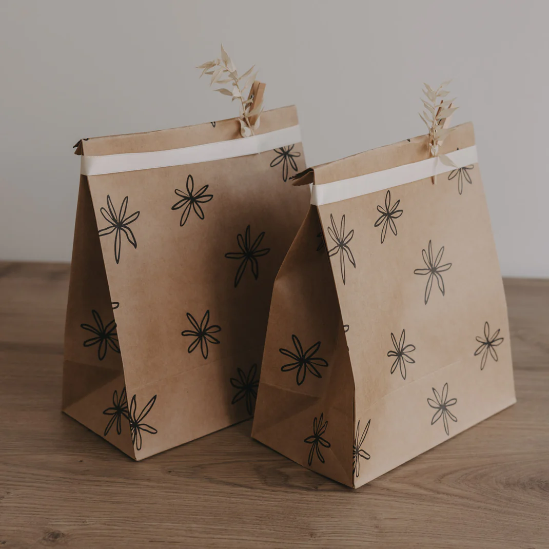 Eulenschnitt Papiertüten kraft-schwarz Grösse M Frauegschichte - Eulenschnitt Papiertüten kraft-schwarz Grösse M