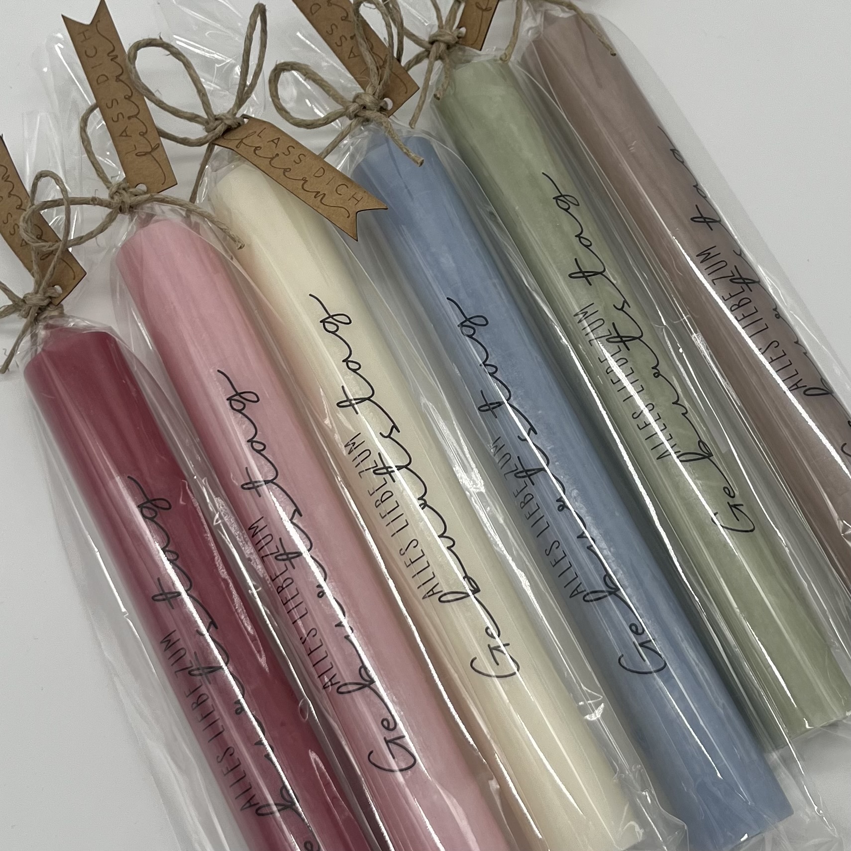 isaMi Stabkerze "Alles liebe zum Geburtstag" Frauegschichte - isaMi Stabkerze "Alles liebe zum Geburtstag"