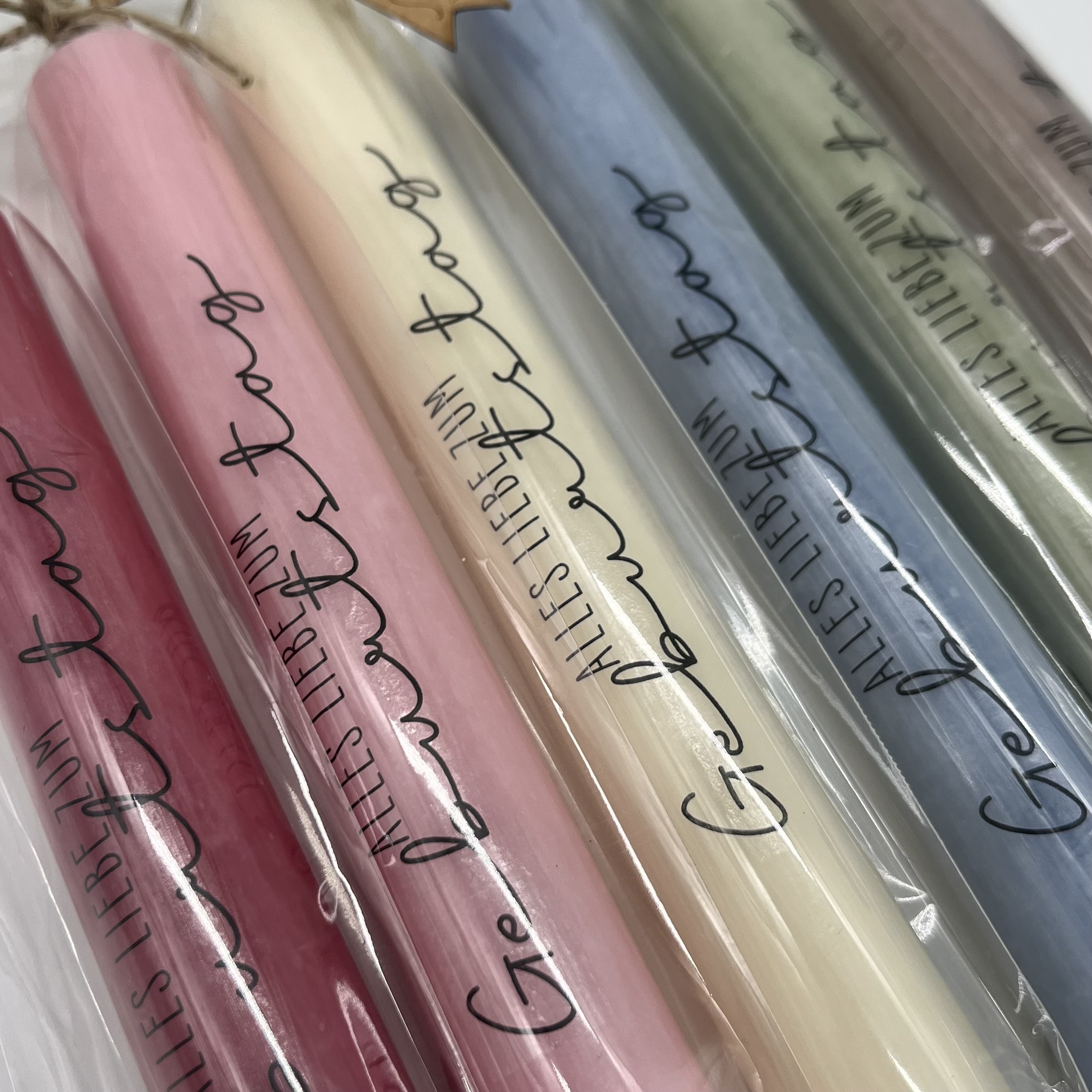 isaMi Stabkerze "Alles liebe zum Geburtstag" Frauegschichte - isaMi Stabkerze "Alles liebe zum Geburtstag"