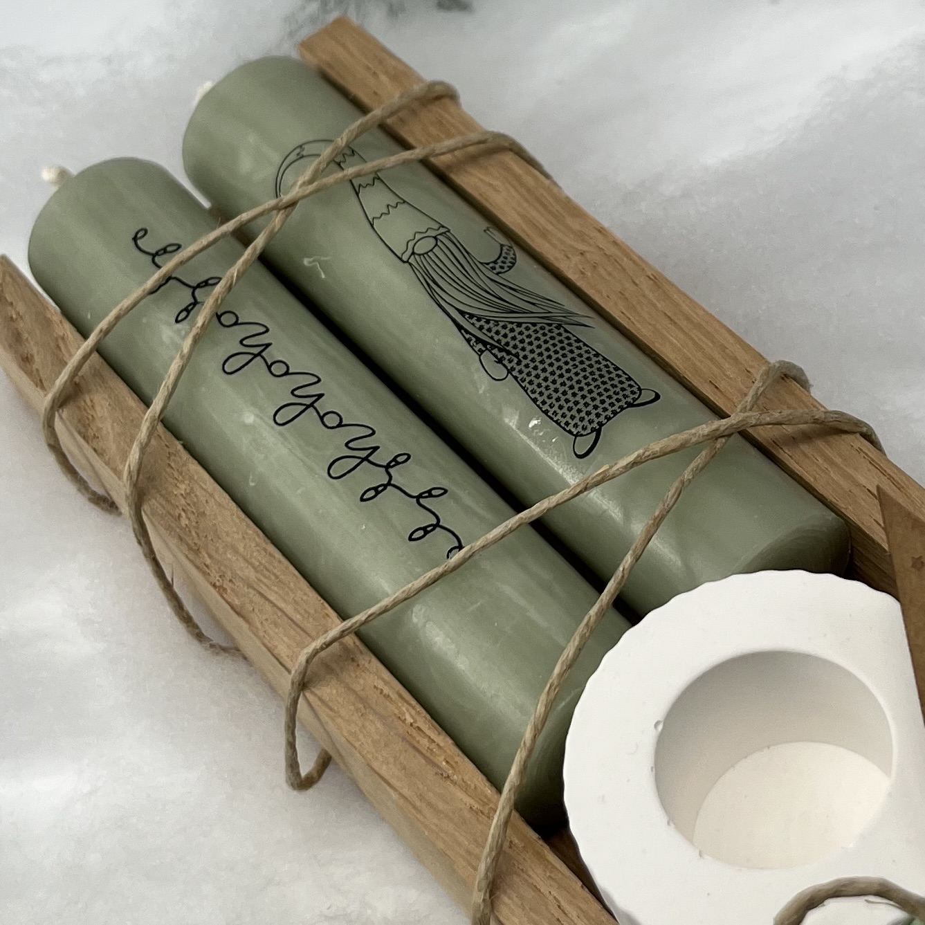 isaMi Weihnachts-Kerzenset "Hohoho" - salbei Frauegschichte - isaMi Weihnachts-Kerzenset "Hohoho" - salbei