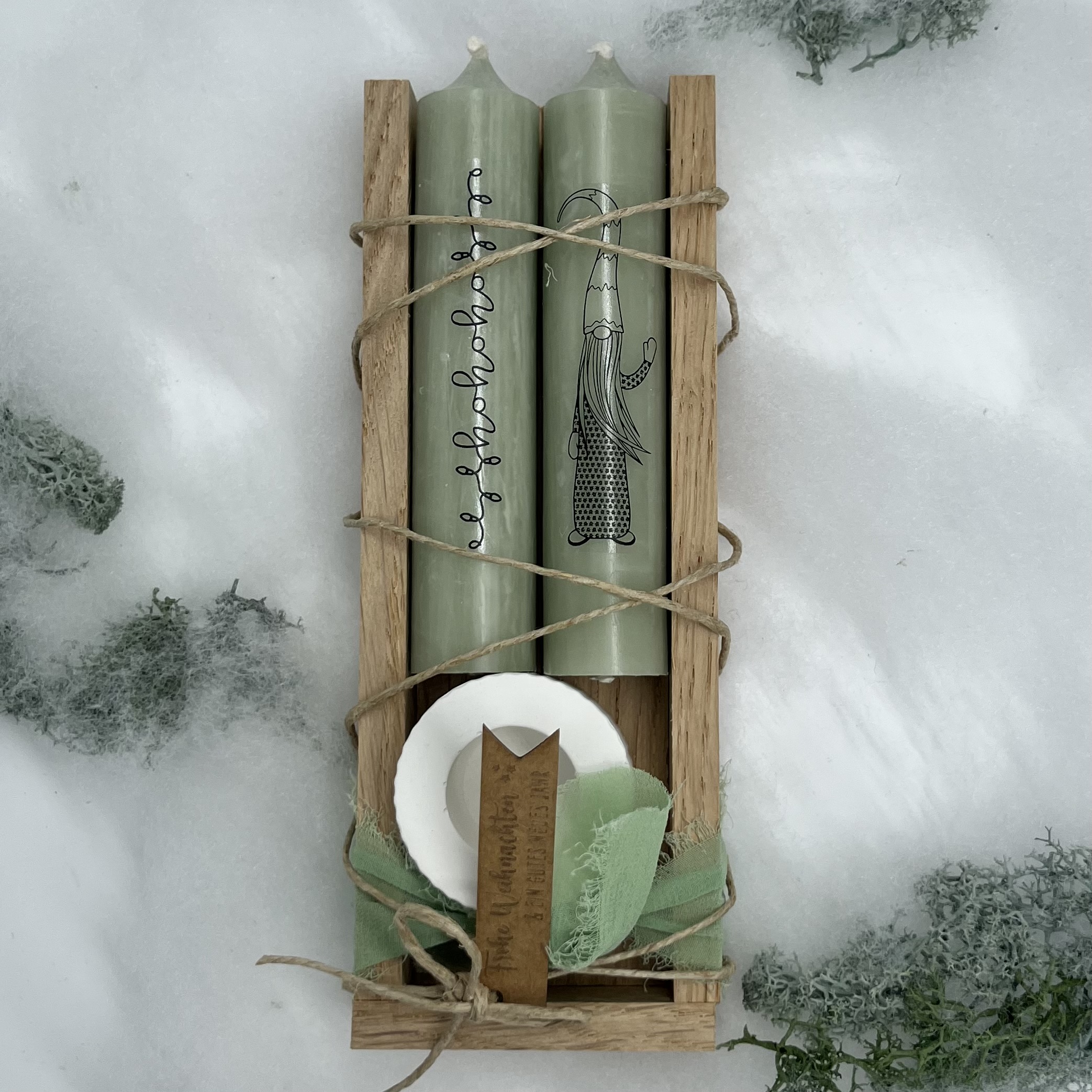 isaMi Weihnachts-Kerzenset "Hohoho" - salbei Frauegschichte - isaMi Weihnachts-Kerzenset "Hohoho" - salbei