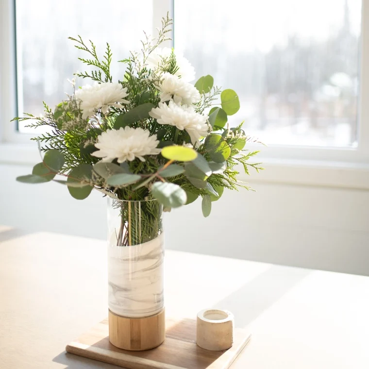 Frauegschichte - Lynn & Liana Designs Resin-Vase: Schwarzer Bernstein (Kopie)