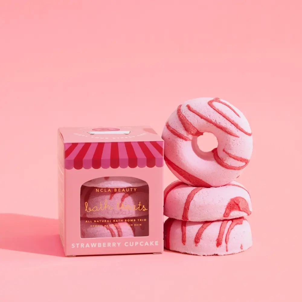 Frauegschichte - NCLA Beauty Badedonuts "Strawberry Cupcake"
