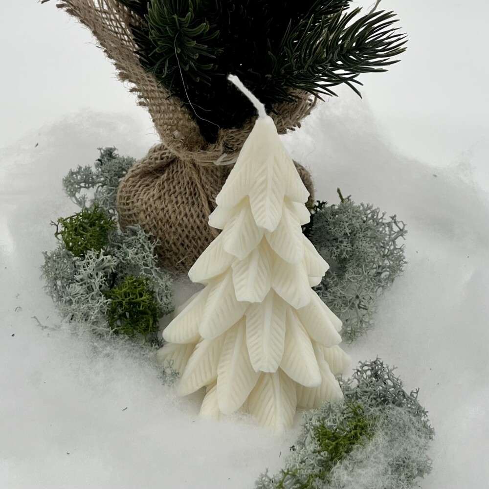 Frauegschichte - Ritual Spirit ltd. Kerze klassischer Weihnachtsbaum - weiss