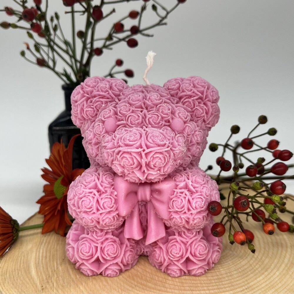Ritual Spirit ltd. Kerze Rosen-Teddybär gross mit Schleife rosa Frauegschichte - Ritual Spirit ltd. Kerze Rosen-Teddybär gross mit Schleife rosa